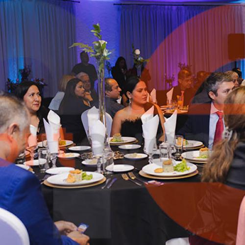 Cena de empresa